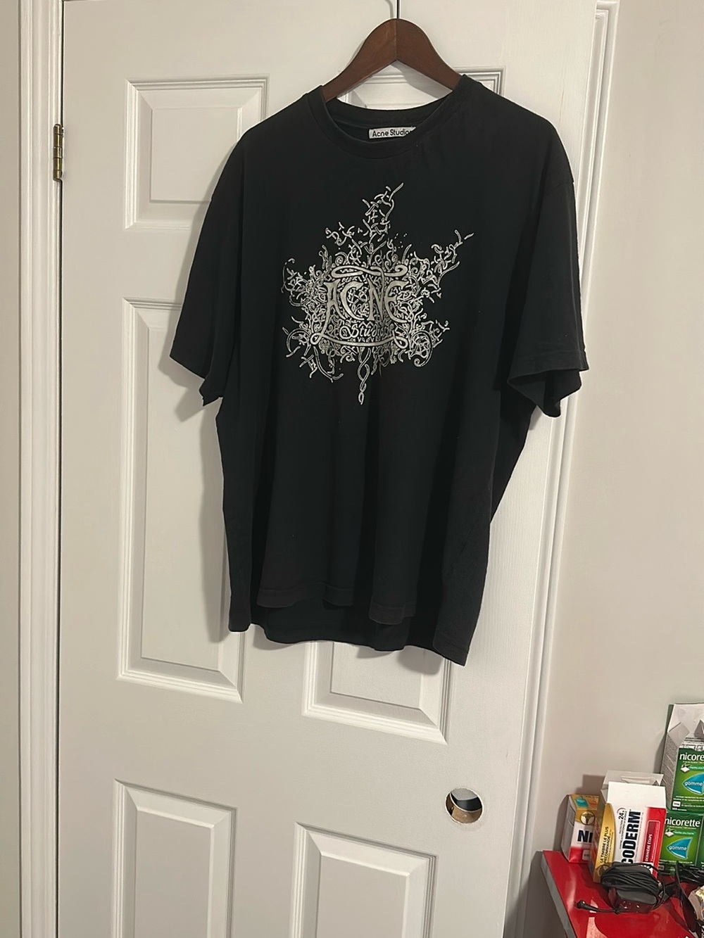 Acne Black glow-in-the-dark oversized T-Shirt 100% authentic